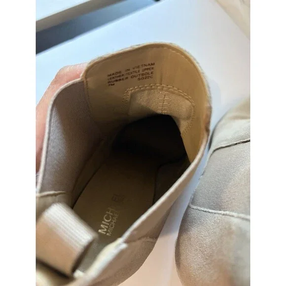Michael Kors Suede Chelsea Ankle Boots Beige Block Heel Booties 7 Womens 7M - Picture 3 of 6